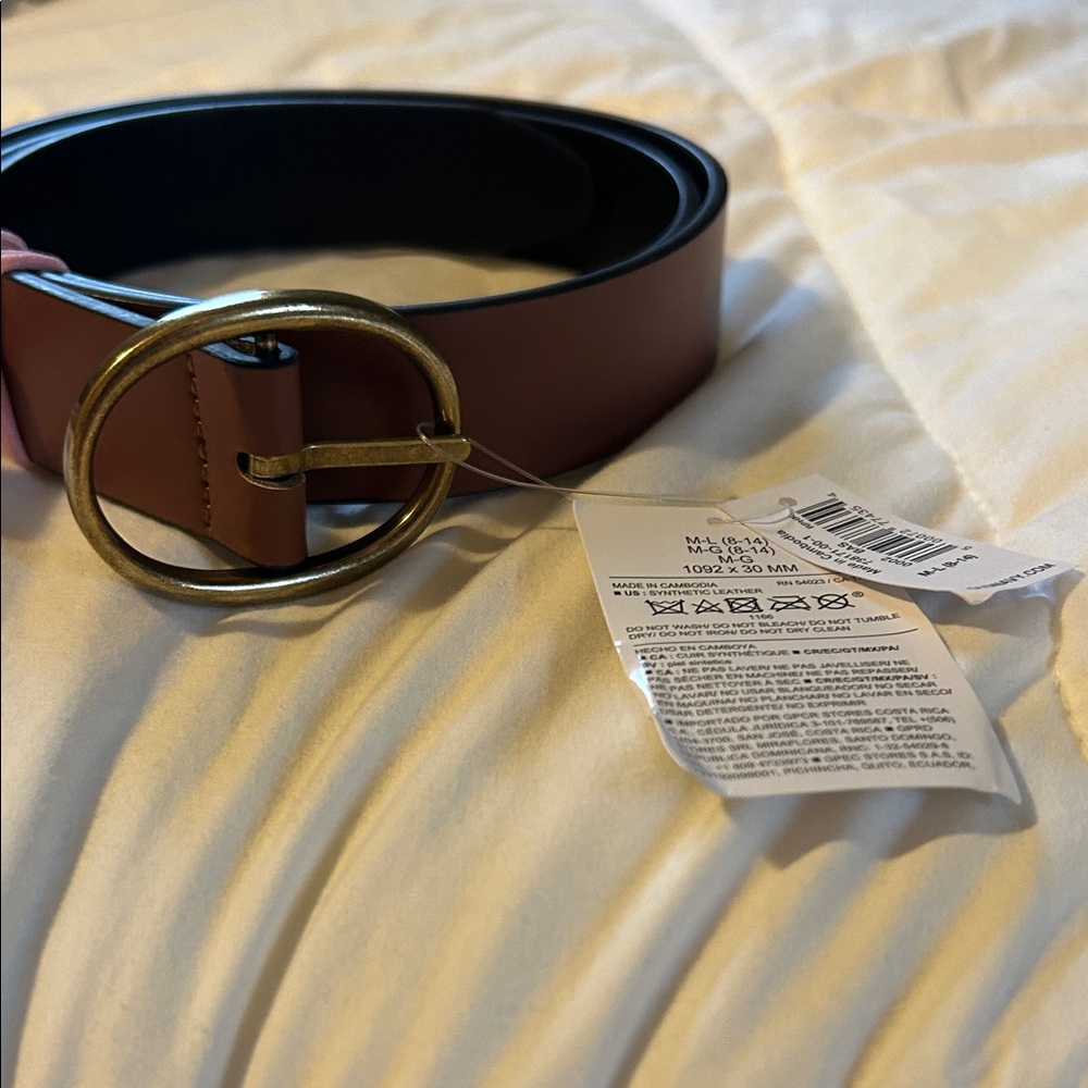 Old Navy Brown Belt with Gold Buckle